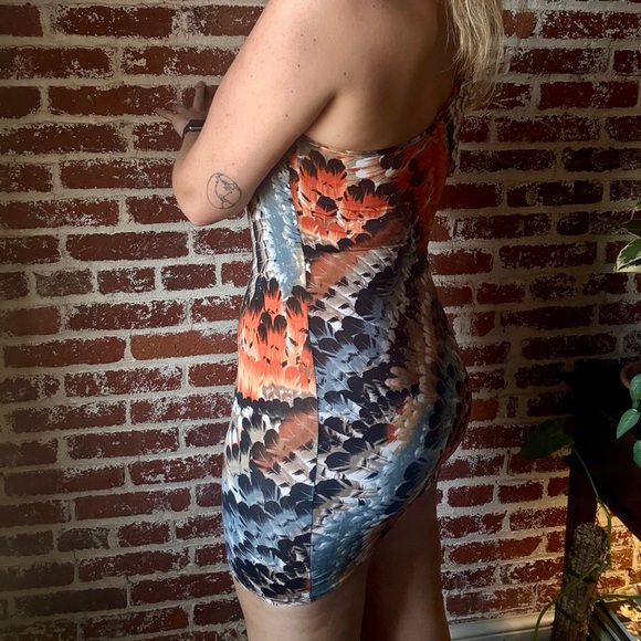 NWT Sapa Emma & Olivia grey/multi color one shoulder bodycon dress - Picture 3 of 9